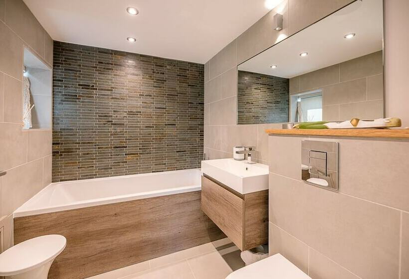 Cross Barn, Aldeburgh