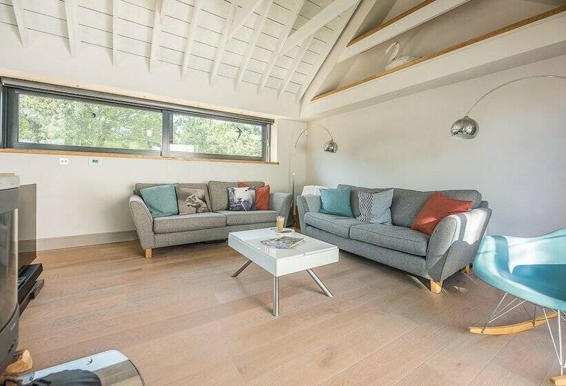 Cross Barn, Aldeburgh