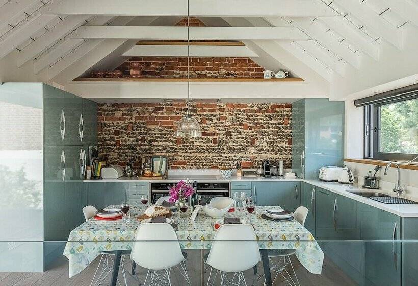 Cross Barn, Aldeburgh