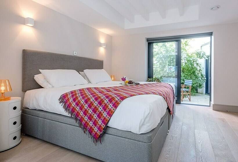 Cross Barn, Aldeburgh