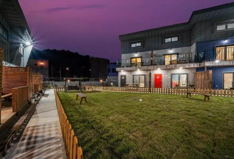 Gangneung Nine One Dog Pension