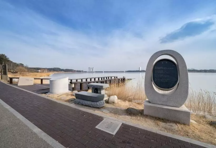 Gangneung Nine One Dog Pension