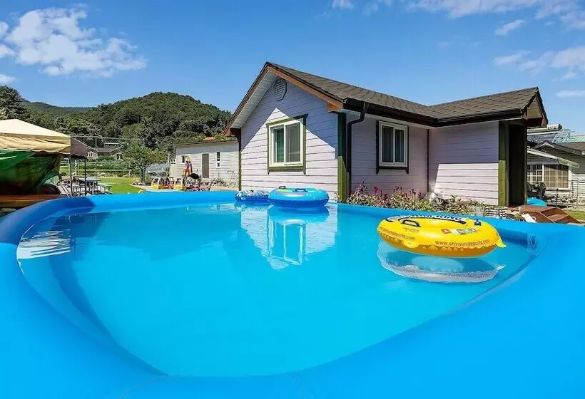 Gapyeong Maplein Pension