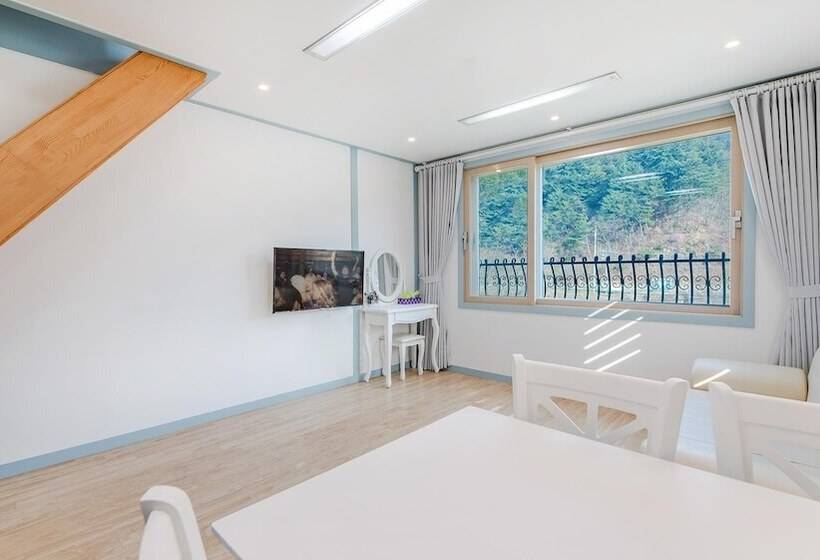 Gapyeong Maplein Pension