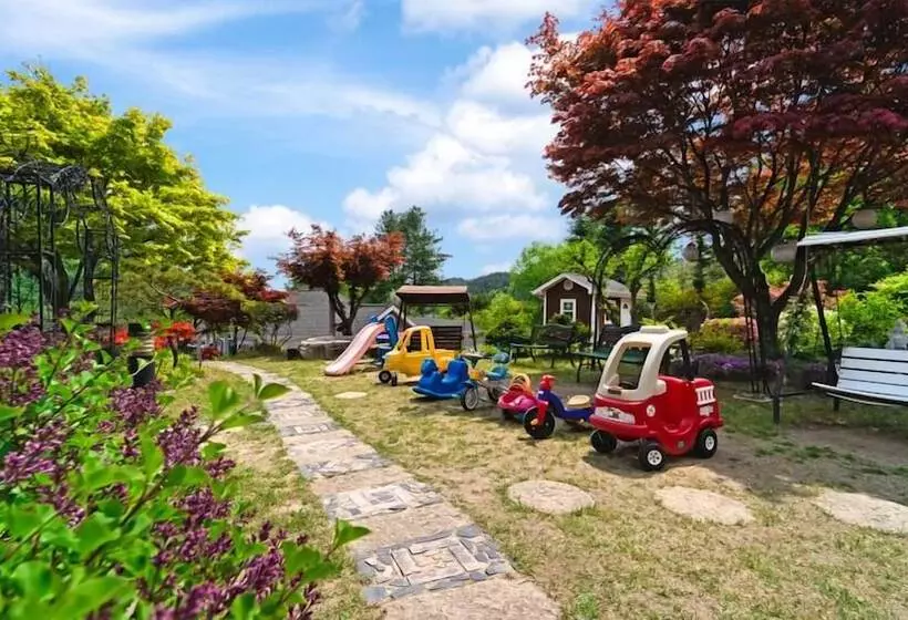 Gapyeong Yeheaden Pension