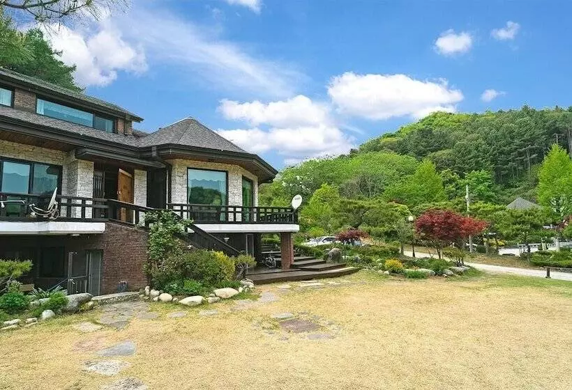 Gapyeong Yeheaden Pension