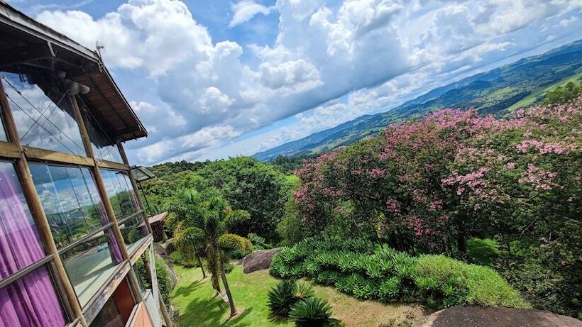 客栈  Comunna Metamorfose