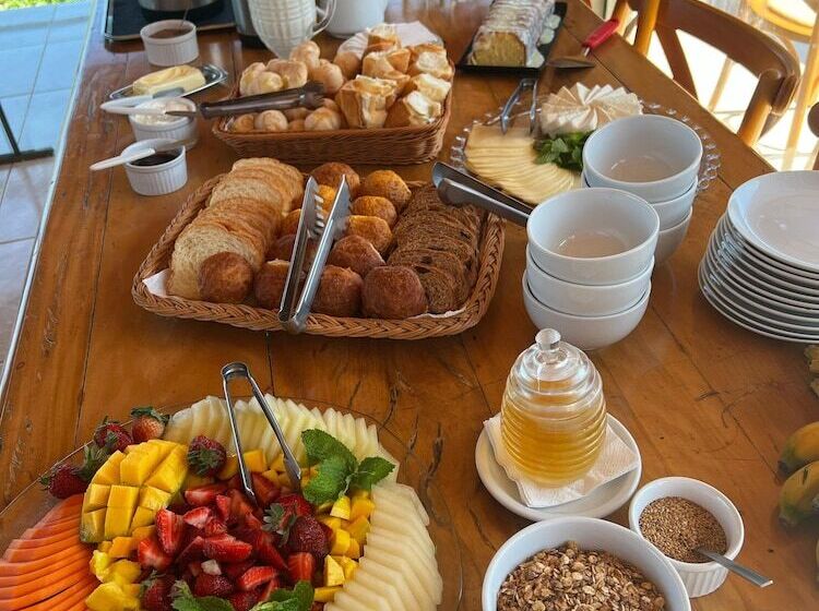 客栈  Comunna Metamorfose