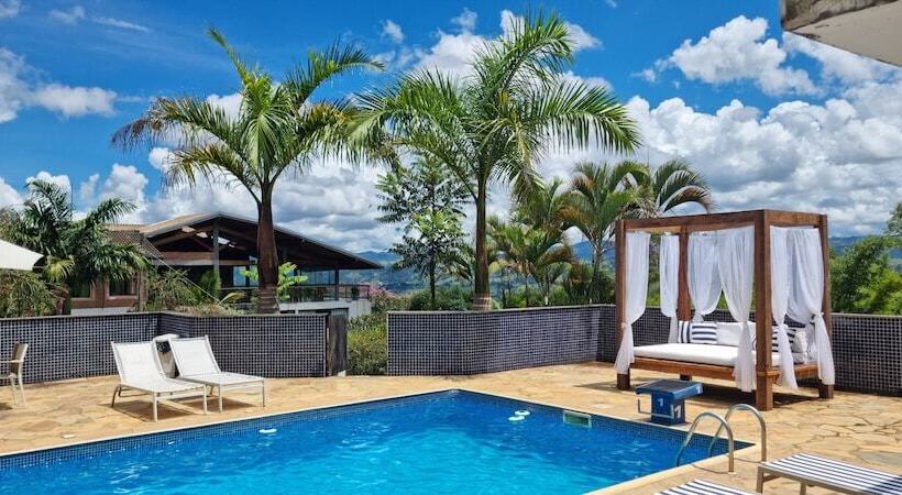 客栈  Comunna Metamorfose