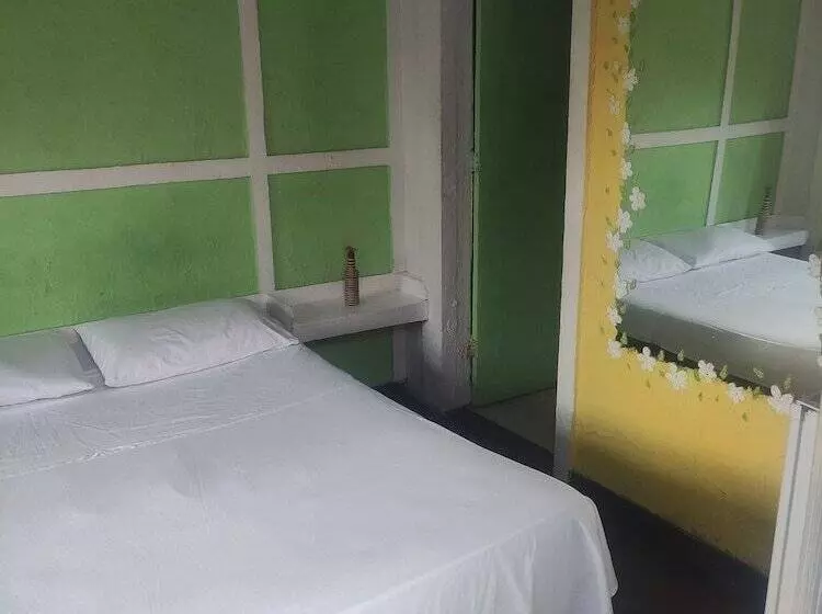 Hostelli Pousada Surf Coruja