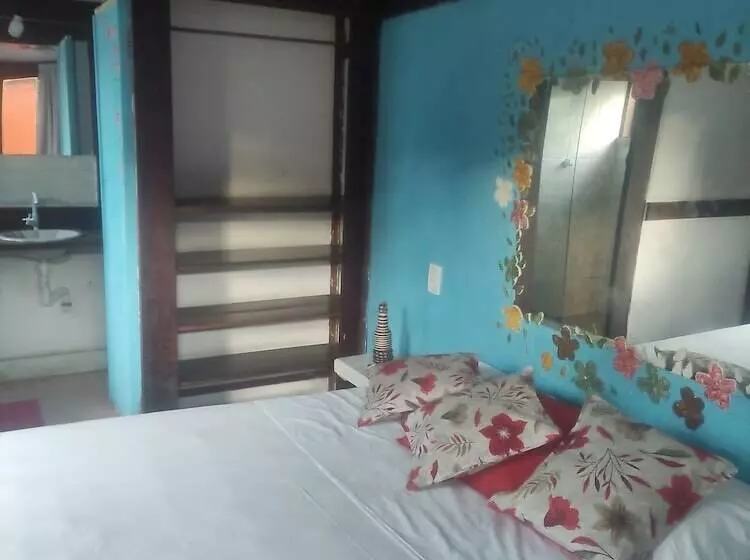 Hostelli Pousada Surf Coruja