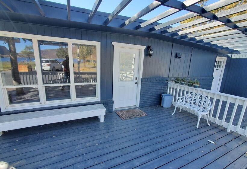 酒店 Blue Lake Resort