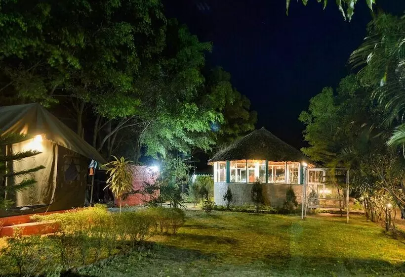 ホテル Corbett Hills Resort