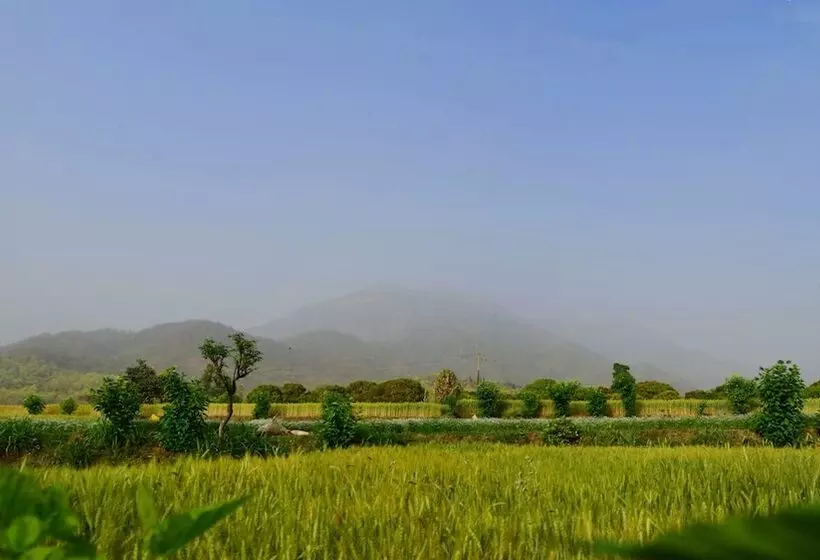 ホテル Corbett Hills Resort