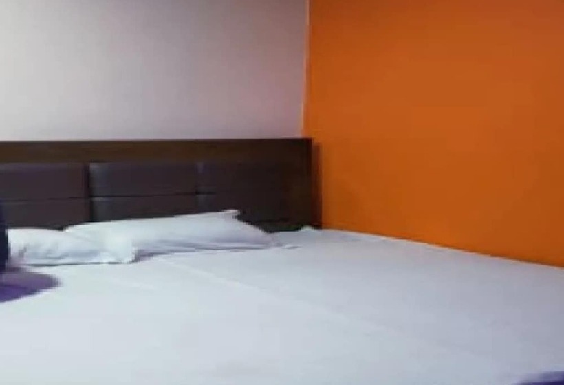 هتل Goroomgo Sunder Guest House Gorakhpur