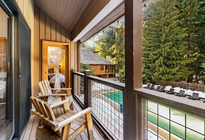 Hotelli Loge Alta Crystal