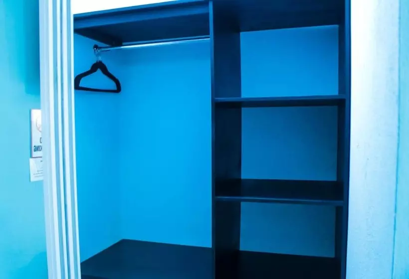 هتل Ocean View Beach