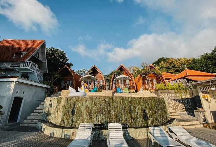 Отель Permata Hill Nusa Penida