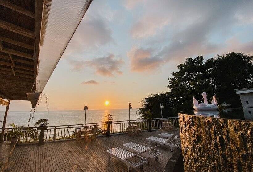 Отель Permata Hill Nusa Penida