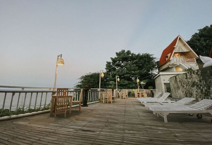 Отель Permata Hill Nusa Penida