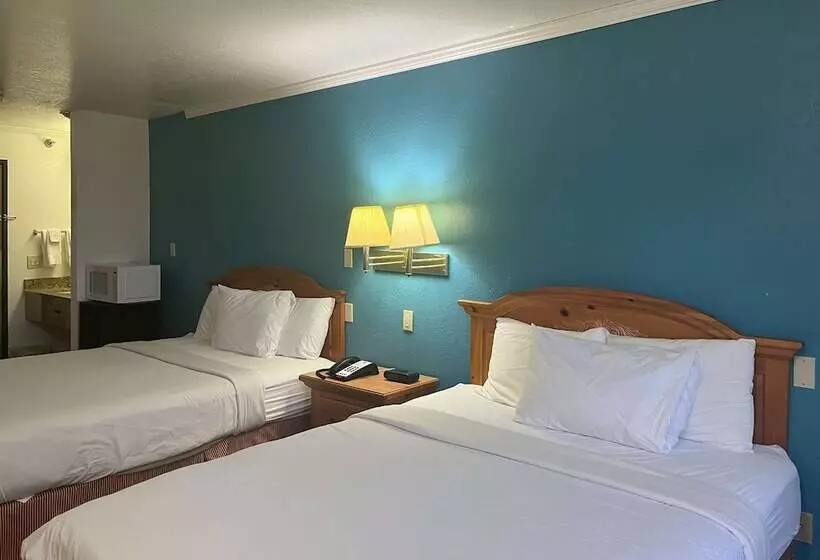 Motel 6 Portland, In