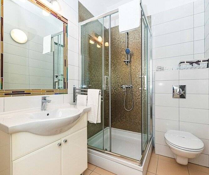 Hotel Riva City Rooms