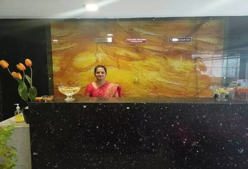 ホテル Suruli Pallazzio