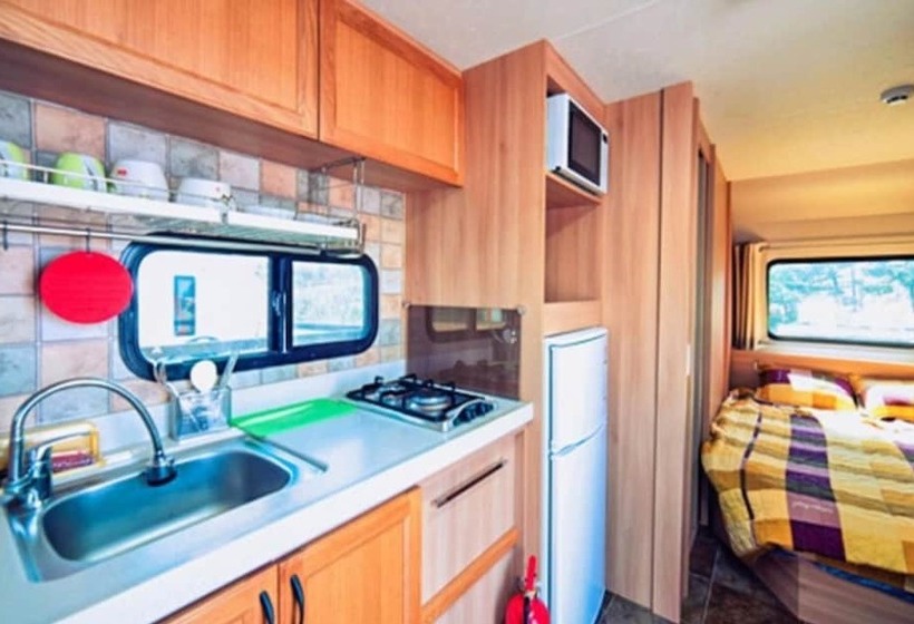 Hotel Taean Badamulgyeong Caravan