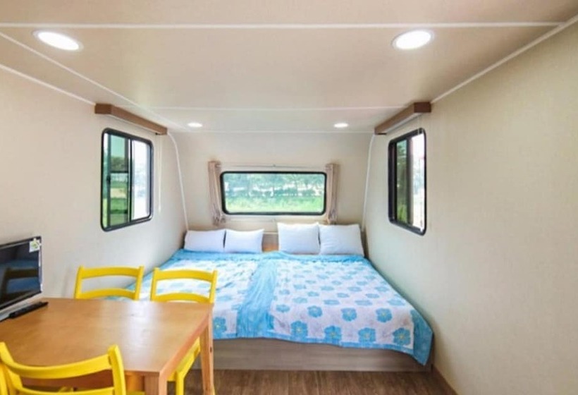 Hotel Taean Badamulgyeong Caravan