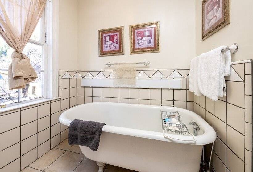 בית מלון כפרי The Dutch Flat