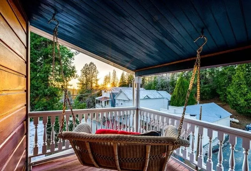 Hotelli The Dutch Flat