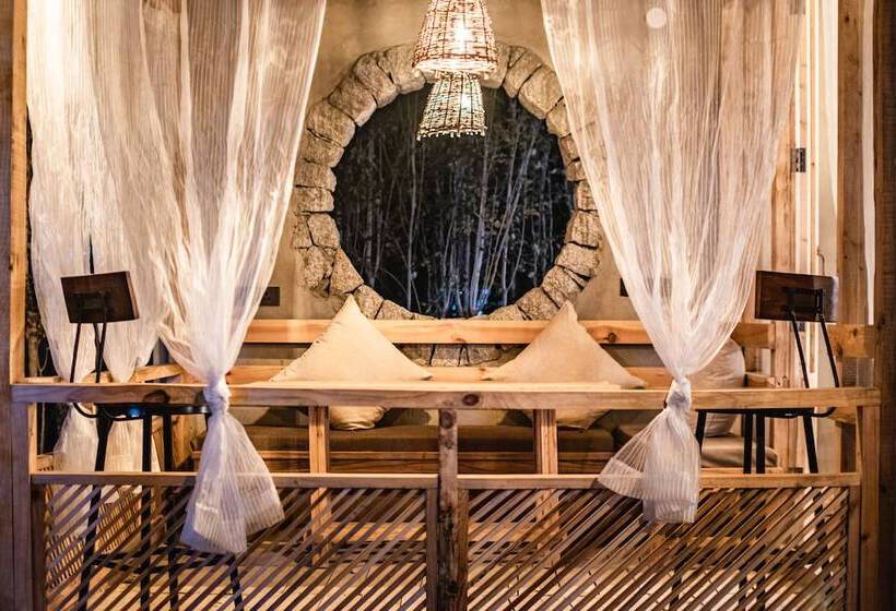 호텔 Tyakshi Eco Village