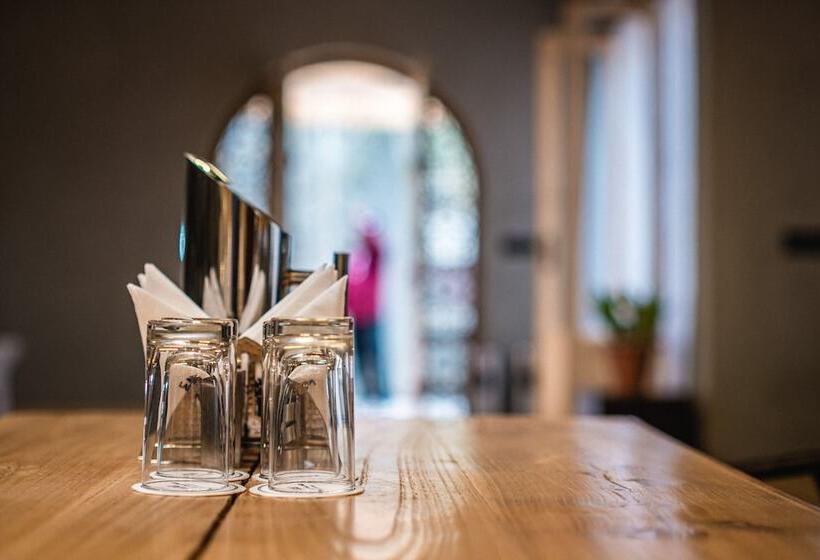 호텔 Tyakshi Eco Village