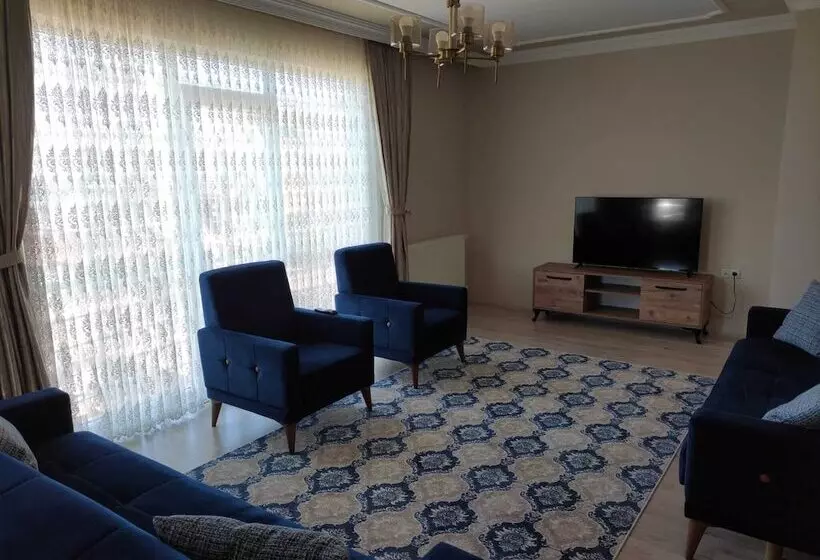 Mi̇la Sui̇te