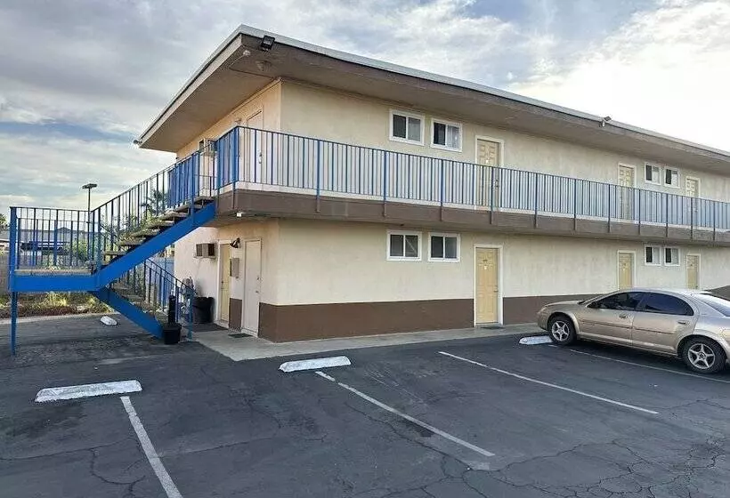 Motelli American Inn