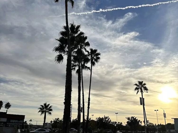 Motelli American Inn