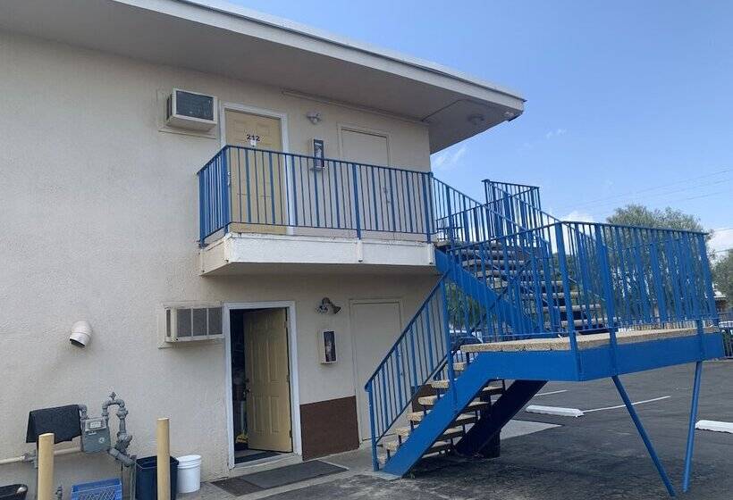 汽车旅馆  American Inn