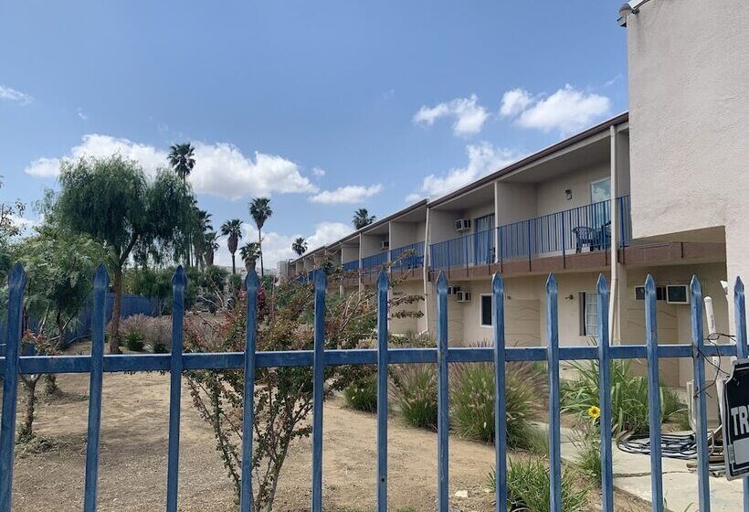 汽车旅馆  American Inn