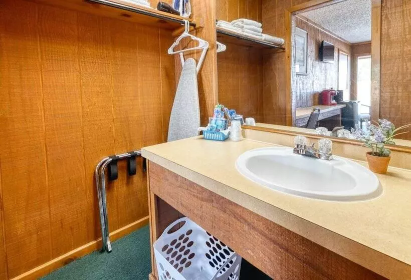 モーテル Sabinal Inn