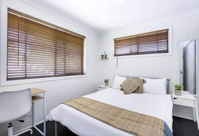 פנסיון Bright Private Room In Pleasant Ashmore