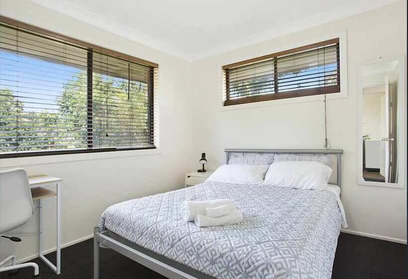 פנסיון Bright Private Room In Pleasant Ashmore