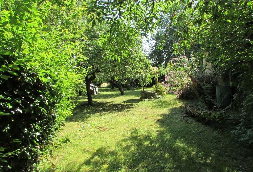 بنسيون Chambres Des Lunes