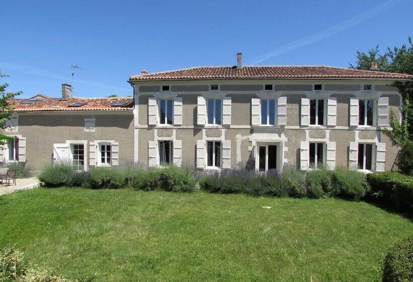 بنسيون Chambres Des Lunes