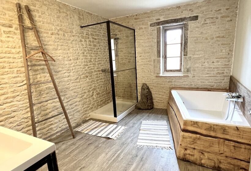 بنسيون Chambres Des Lunes