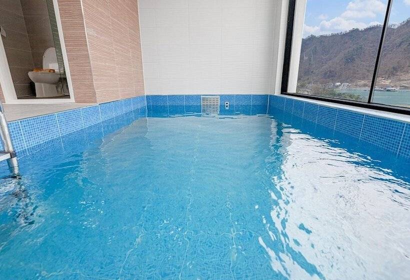 Pension Gapyeong Bereuso Firstige Party Poolvill