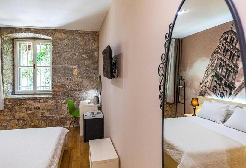 Pensão Pjaca City Rooms