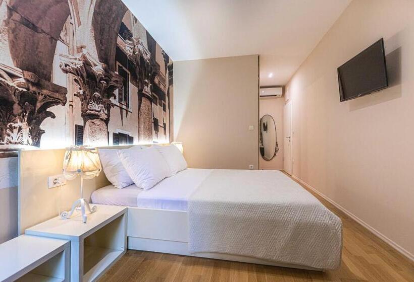 Pensão Pjaca City Rooms