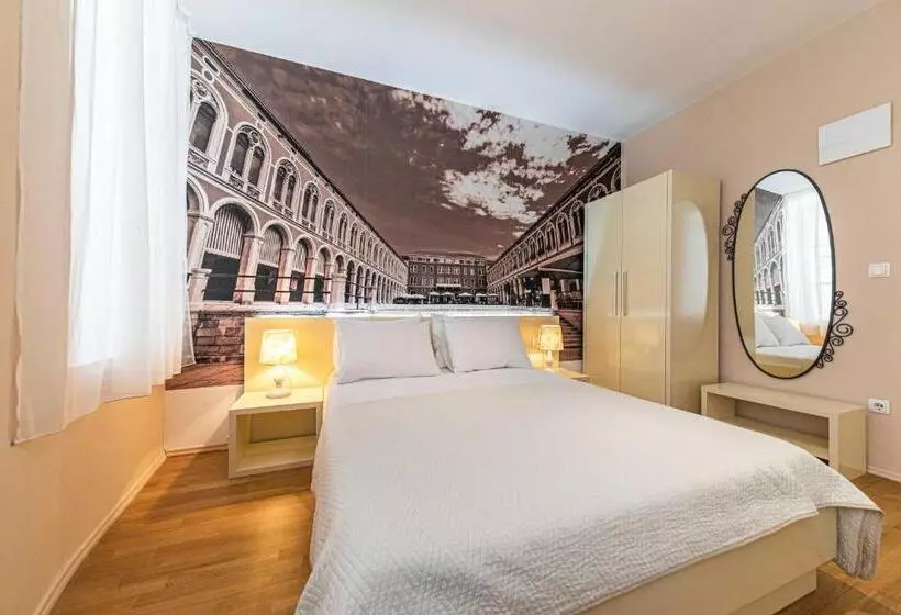 پانسیون Pjaca City Rooms