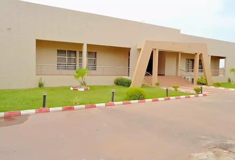 استراحتگاه Hôtel Printemps Mont Korhogo