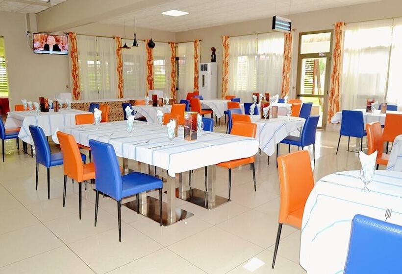 استراحتگاه Hôtel Printemps Mont Korhogo